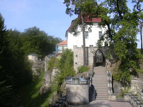 Valdštejn